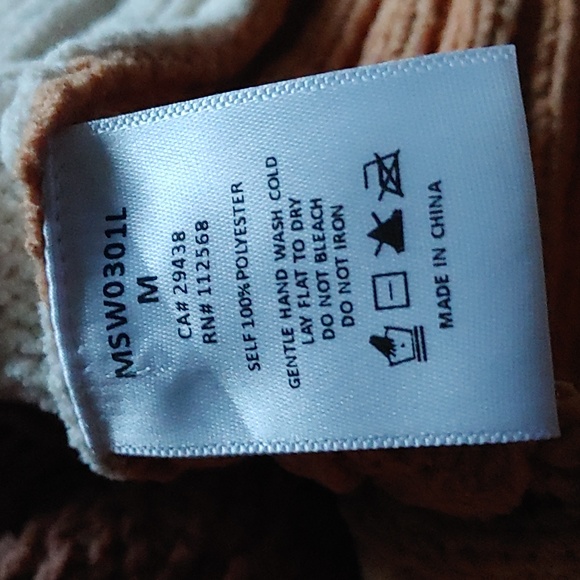 Miss Me Chenille Hooded cardigan Sweater SZ.M - Picture 11 of 11